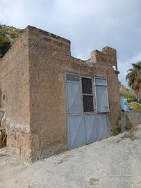 Terreno con casetta