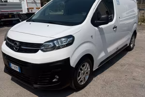 Autocarro Opel Vivaro ISOTERMICCO