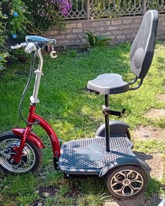 Scooter elettrico per anziani e disabili