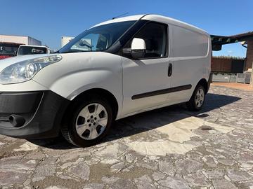 Fiat Doblo 1.6 MJT 105CV PC-TN Cargo Lamierato SX