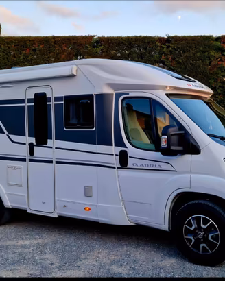 Adria (larghezza come un Van furgonato)
