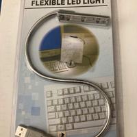 Lampada a 3 Led per PC con presa USB. Nuova confez