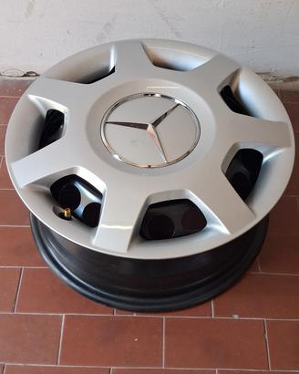 Cerchi in ferro con borchie Mercedes Classe A W169
