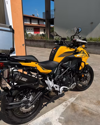 BENELLI TRK 502X 