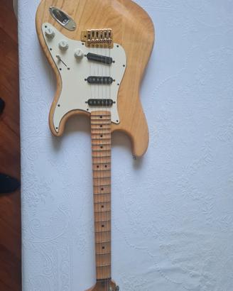 Fender stratocaster scalopped