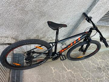 Mountain Bike Scott modello Aspect 940