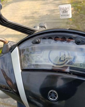 YAMAHA XENTER 150
