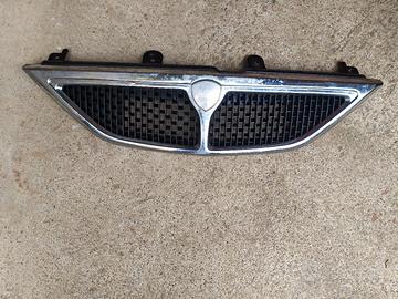 griglia paraurti anteriore lancia Ypsilon 