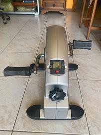 Pedaliera per braccia e gambe