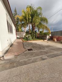 Villetta con giardino e garage a Nubia