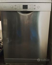 Lavastoviglie Bosch colore Inox 13 coperti