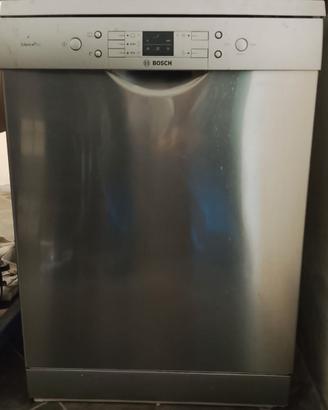 Lavastoviglie Bosch colore Inox 13 coperti