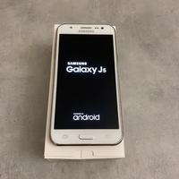 Samsung Galaxy J5 e Samsung A10.