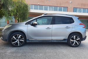 Peugeot 2008 Blue HDi