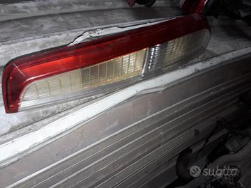 STOP FANALE POSTERIORE DESTRO FORD Focus S. Wagon