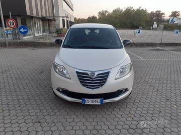 Lancia Ypsilon 1.3 MJT 16V 95 CV 5 porte S&S Plati
