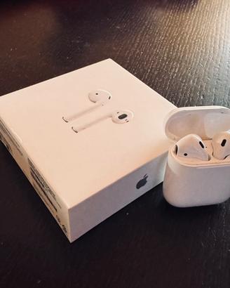 AirPods Apple