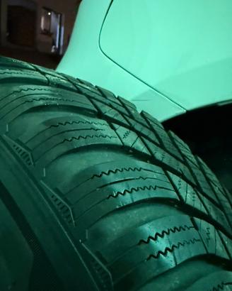 GOMME INVERNALI  HANKOOK 215/60 R16 99H
