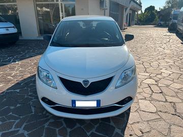 Lancia Ypsilon 1.3 MJT 16V 95 CV 5 porte S&S Gold