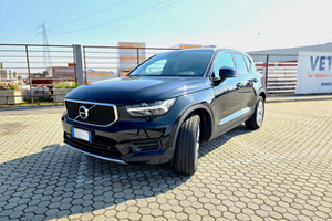 VOLVO XC40 T5 Momentum 2000cc Benzina 250cv