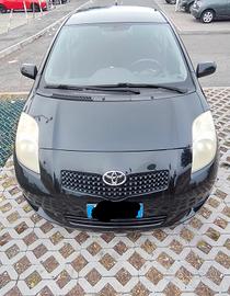 Toyota Yaris 1.0  Sol