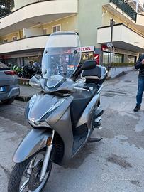 Honda SH 350 i