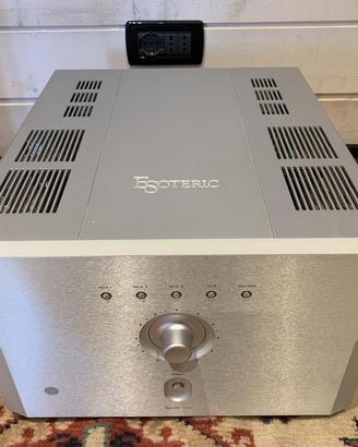 ESOTERIC A-100