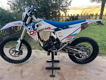 Moto enduro Husqvarna 2504t