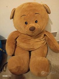 Orsacchiotto grande in peluche