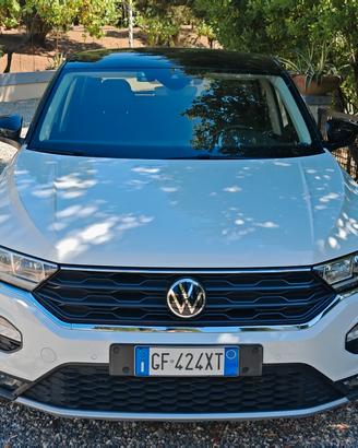 Volkswagen T Roc TSI 120 cv 