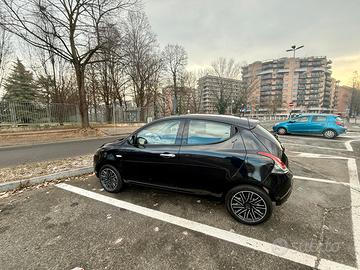 Lancia Ypsilon full optional