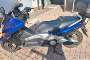 scooter TMAX 500
