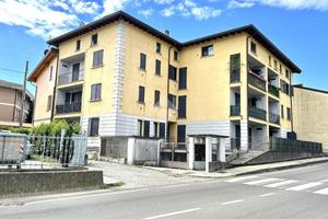 2 LOCALI A CALCO