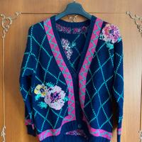 Maglione di lana fatto a mano