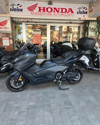 Yamaha T Max 560 tech max EUROSCOOTER esamino perm