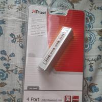Multipresa USB 2 sigillata con alimentatore e cavi
