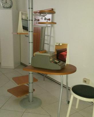Scrivania girevole