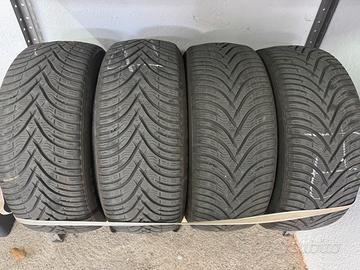 Treno Pneumatici invernali BFGoodrich 195 50 15