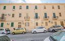 spaziosa-camera-da-letto-zona-policlinico-