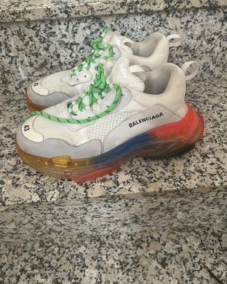 Balenciaga triple s suola arcobaleno 43