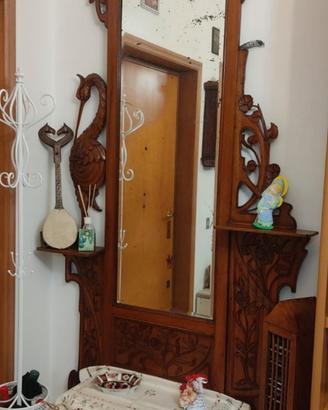 Consolle da ingresso stile Liberty 