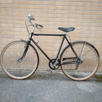 Marca Vicini . Adatta a persone tra 1.60-175