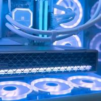 Scheda Video AMD 9070 Nitro +