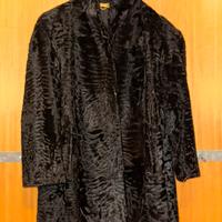 Pelliccia Astragan nera