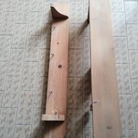 Due mensole in legno