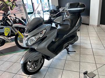 Suzuki Burgman 400