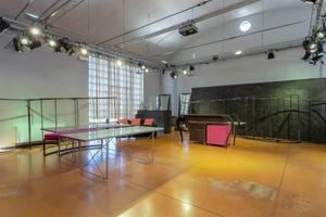 Immobile di 1860 m² con più di 5 locali a Campi Bi