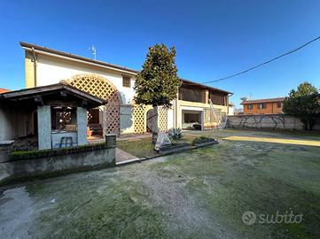 CASA INDIPENDENTE A DELLO