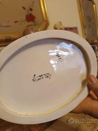 Statua: donna  che beve