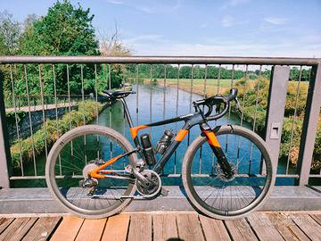 gravel cannondale topstone axs